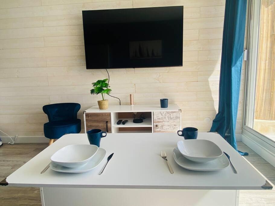 Le Calypso, Magnifique Appartement Piscine Et Vue Somptueuse Sete Ngoại thất bức ảnh